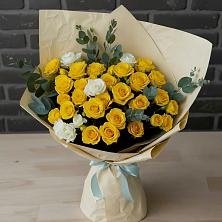 Букет цветов из:  Розы в Посёлок Подольской машинно-испытательной станции
