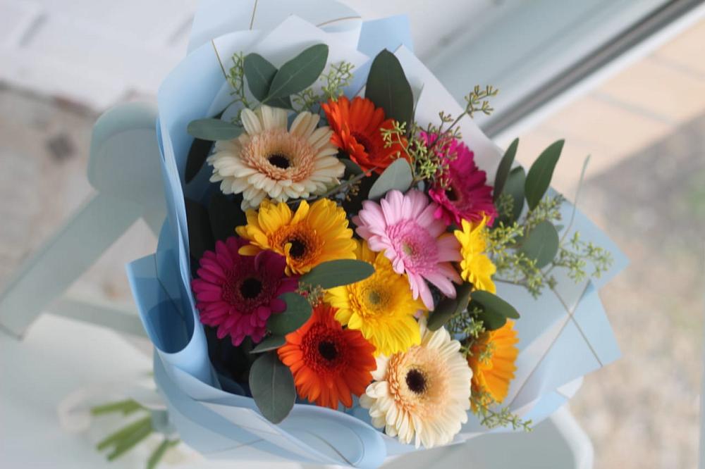 Букет цветов из: Герберы в Посёлок Подольской машинно-испытательной станции