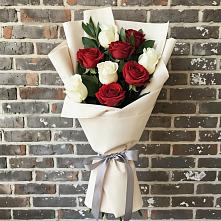 Букет цветов из:  Розы в Посёлок Подольской машинно-испытательной станции