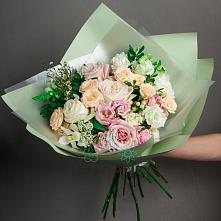 Букет цветов из:  Лизиантусы, Розы и Гвоздики #REPLACE_PRED# Посёлок Подольской машинно-испытательной станции