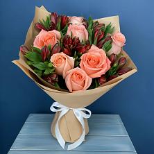 Букет цветов из:  Розы и Альстромерии в Посёлок Подольской машинно-испытательной станции