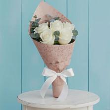 Букет цветов из:  Розы в Посёлок Подольской машинно-испытательной станции