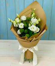 Букет цветов из:  Хризантемы и Лизиантусы в Посёлок Подольской машинно-испытательной станции