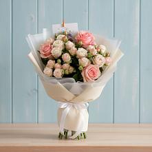 Букет цветов из:  Розы в Посёлок Подольской машинно-испытательной станции