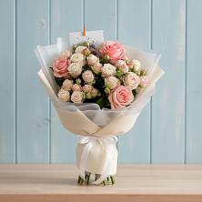 Букет цветов из:  Розы в Посёлок Подольской машинно-испытательной станции